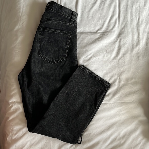 Abercrombie denim - distressed, straight leg crop, curve love. Washed black - Picture 5 of 5
